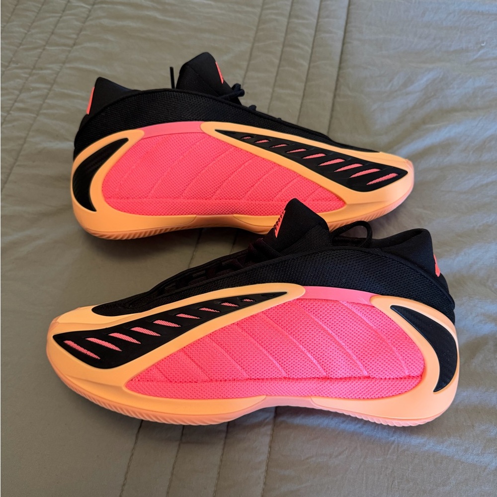 Adidas AE 2 (Worn Once, OG box included, Size 10)